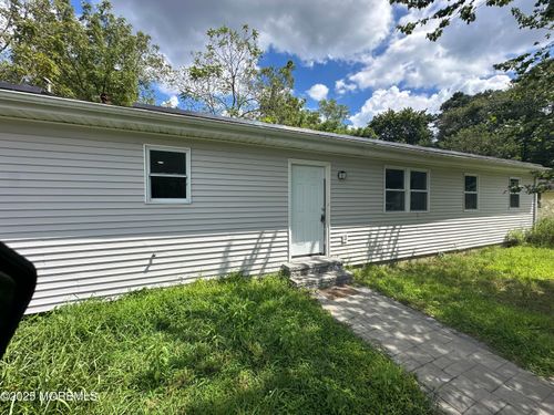 105 Floyd Ln, LITTLE EGG HARBOR TWP, NJ, 08087-2026 | Card Image