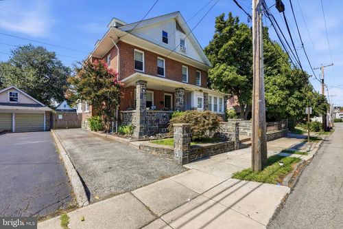 8512 Monroe Ave, UPPER DARBY, PA, 19082-5416 | Card Image