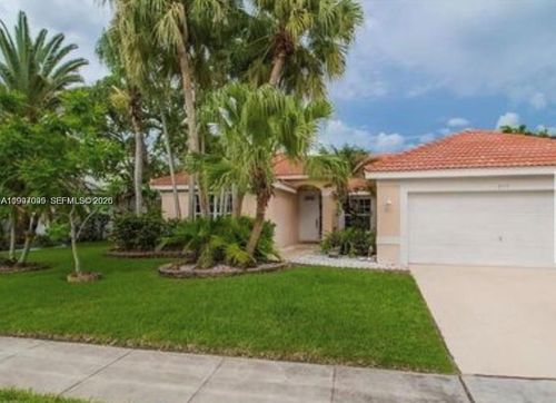 709 Nw 177th Ave, Pembroke Pines, FL, 33029 | Card Image