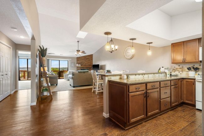 Table Rock Lake Condo | Image 11