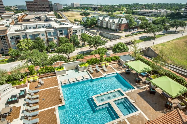 Aerial view of the pool and deck area. | Image 15