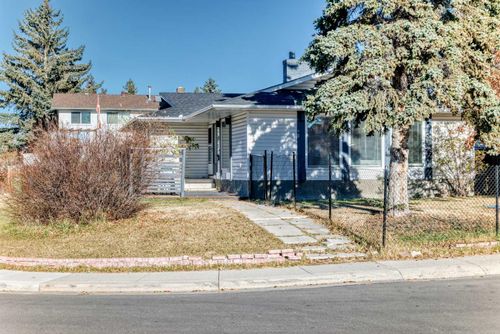 130 Braniff Cres Sw, Calgary, AB, T2W2M4 | Card Image