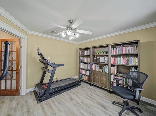 2040 Old Glory Ln, House other with 3 bedrooms, 2 bathrooms and null parking in Heartland TX | Image 5