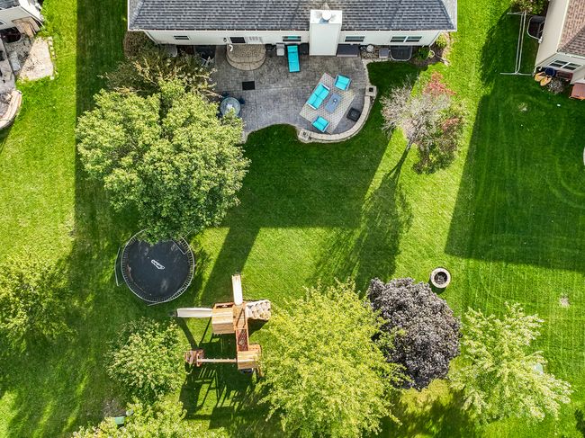 404 Bower Ln, House other with 5 bedrooms, 3 bathrooms and null parking in Oswego IL | Image 40