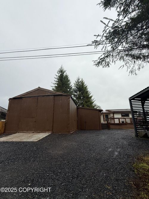 118 S 6th St, Petersburg, AK, 99833-1720 | Card Image