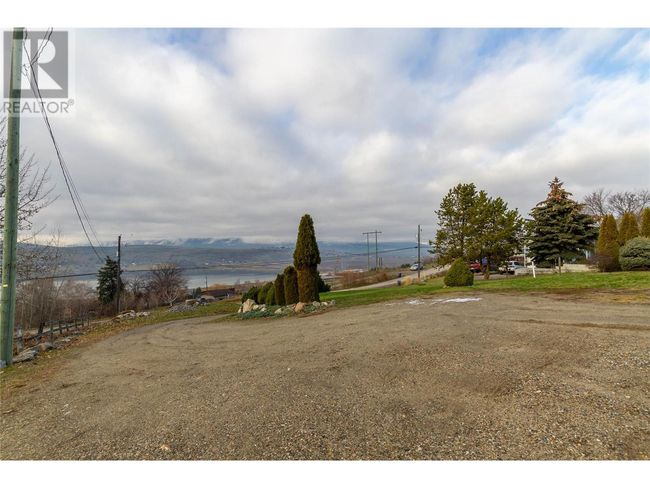 7603 Baker Hogg Rd, House other with 3 bedrooms, 3 bathrooms and 2 parking in North Okanagan Rd Rural BC | Image 41
