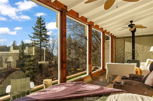 31967 Pine Cone Dr, Running Springs, CA, 92382 | Card Image