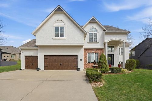 8509 N Eastern Ave, Kansas City, MO, 64157-9577 | Card Image