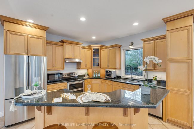 227 The Lions Gate, House other with 5 bedrooms, 4 bathrooms and 4 parking in Waterloo ON | Image 8