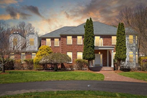 7 Dry Pond Rd, Sharon, MA, 02067-2462 | Card Image