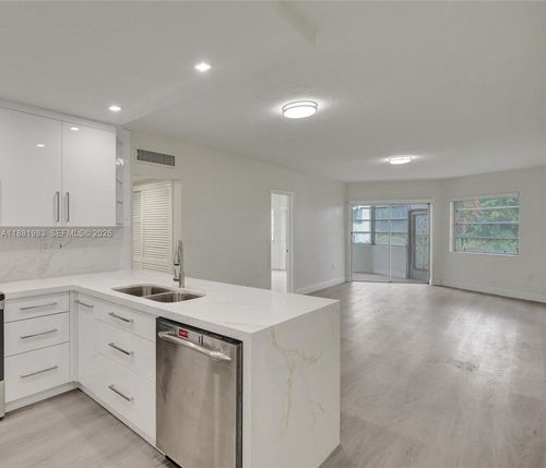 apt-116-18720 Ne 18th Ave, Miami, FL, 33179-4237 | Card Image