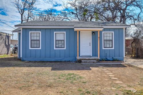 9 W 9th St, San Angelo, TX, 76903-5323 | Card Image