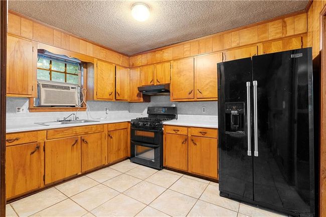 300 S Dale Ave, House other with 3 bedrooms, 2 bathrooms and null parking in Calhoun GA | Image 8