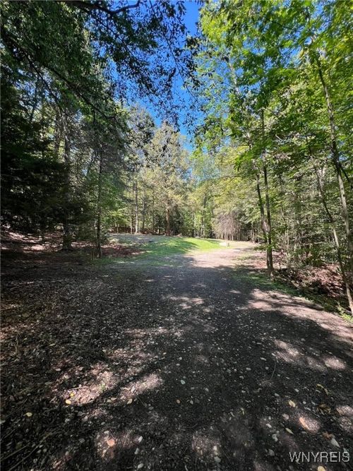 11256 Blanchard Rd, Holland, NY, 14080-9414 | Card Image