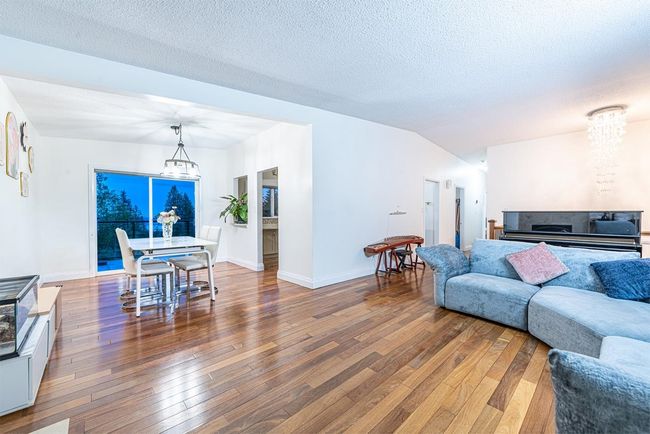 520 Ballantree Pl, House other with 6 bedrooms, 4 bathrooms and 4 parking in West Vancouver BC | Image 4