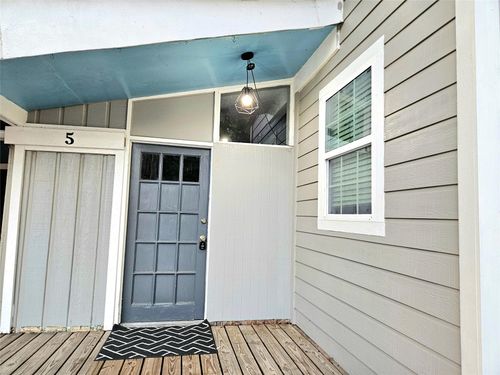 apt-5-4419 W Bayshore Dr, Bacliff, TX, 77518-1505 | Card Image
