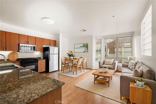 unit-3511-1465 C St, San Diego, CA, 92101-5741 | Card Image