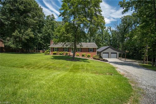 269 Hillside Ct, Winston Salem, NC, 27107-9063 | Card Image