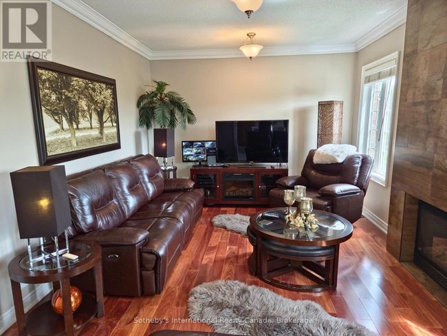 22 Prada Crt, House other with 6 bedrooms, 5 bathrooms and 6 parking in Brampton ON | Image 9