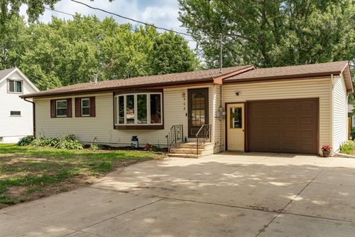 408 1st Ave Ne, Kasson, MN, 55944-1559 | Card Image