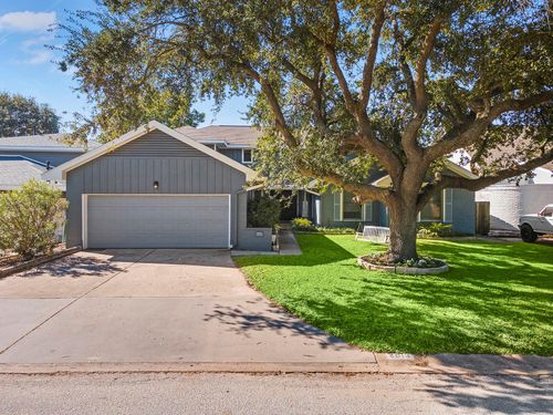 2913 Beluche Dr, Galveston, TX, 77551-1511 | Card Image