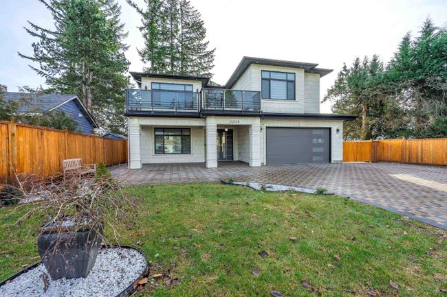32028 Scott Avenue, House other with 7 bedrooms, 5 bathrooms and 10 parking in Mission BC | Image 2