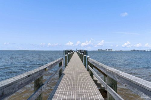 402-8747 Navarre Pkwy, Navarre, FL, 32566 | Card Image