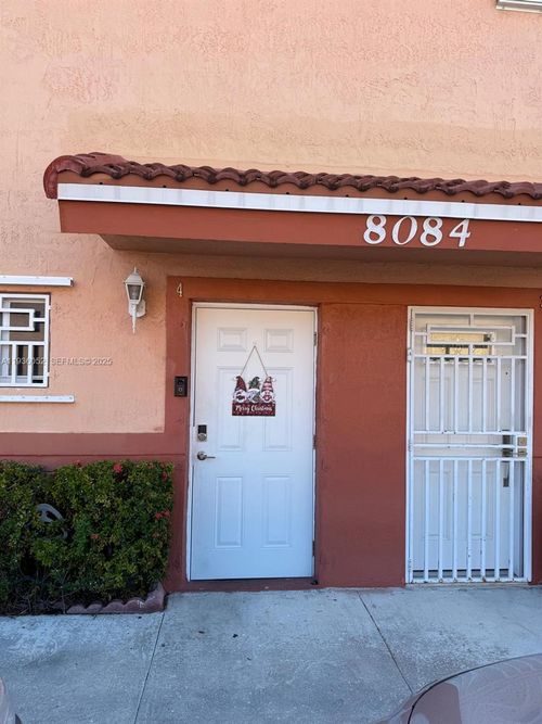 apt-4-8084 Nw 10th St, Miami, FL, 33126-2847 | Card Image