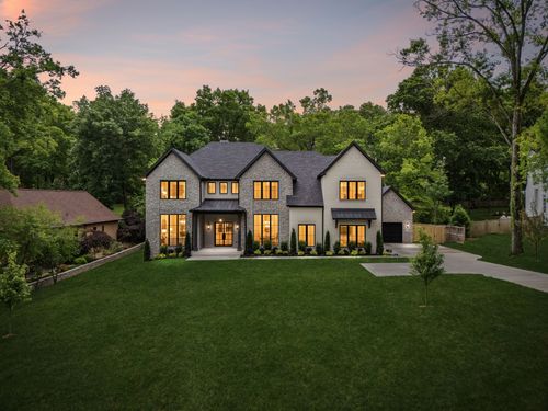 6233 Vosswood Dr, Nashville, TN, 37205-3115 | Card Image