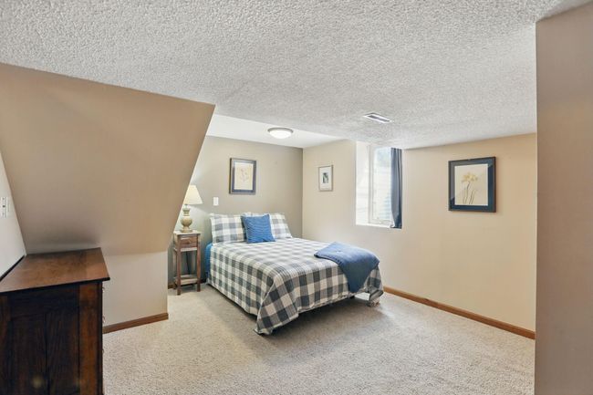 Second lower level bedroom | Image 27