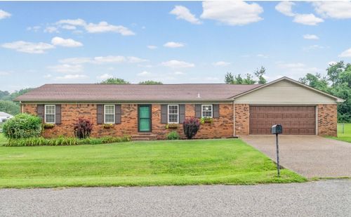 601 Pineridge Dr, Hopkinsville, KY, 42240-2533 | Card Image