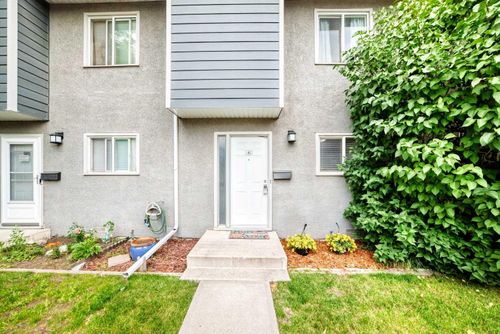 41-219 90 Ave Se, Calgary, AB, T2J0A3 | Card Image