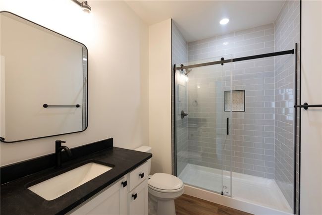 Upstairs Bathroom 2 | Image 12