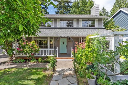 2101 233rd St Se, Bothell, WA, 98021-9557 | Card Image