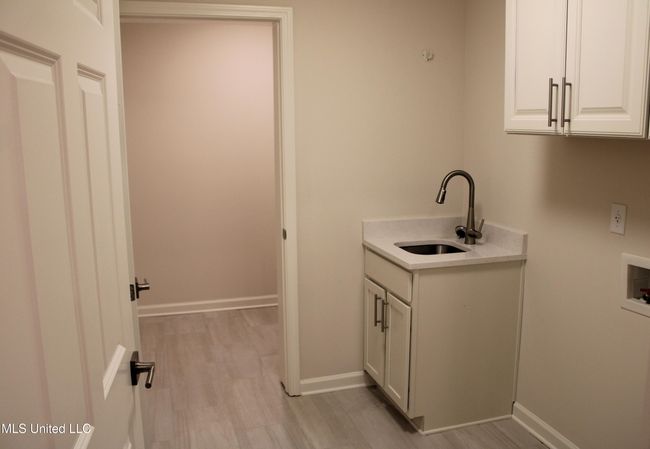Laundry Room and Bonus Room | Image 19