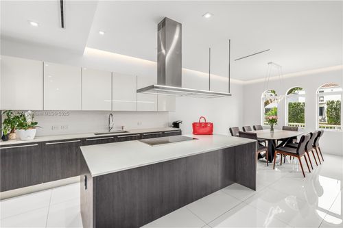 3106 Ne 210th Ter, Aventura, FL, 33180-3910 | Card Image