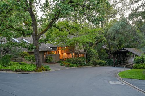 18 Covered Bridge Road, Carmichael, CA, 95608 | Card Image