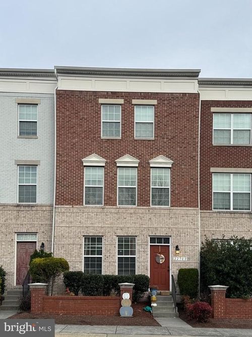 22700 Parkland Farms Ter, BRAMBLETON, VA, 20148-4894 | Card Image