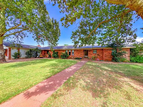 1303 Grand Central Ave, O Brien, TX, 79539-2031 | Card Image