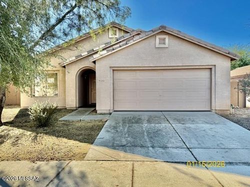 2323 W Carson Road, Phoenix, AZ, 85041 | Card Image