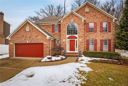 51 Colony Oaks Dr, Pittsburgh, PA, 15209-1256 | Card Image