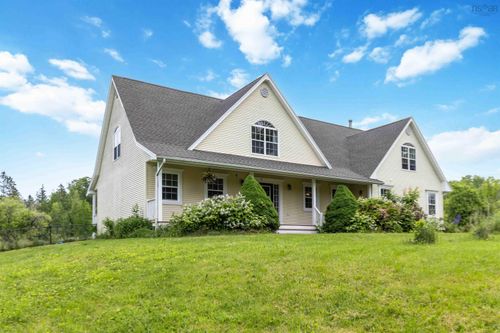 193 Mountain Rd, Three Mile Plains, NS, B0N2T0 | Card Image