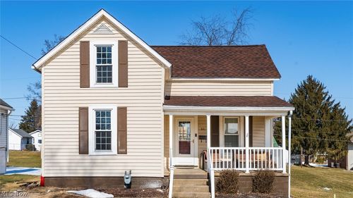 841 Leonard Ave, Zanesville, OH, 43701-1823 | Card Image