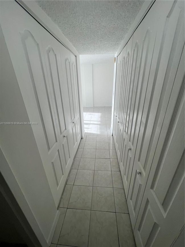 H - 14140 Sw 84 Th St, Condo with 2 bedrooms, 2 bathrooms and null parking in Kendall FL | Image 10