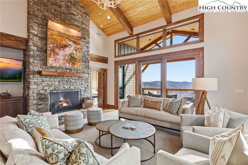 c-6-149 Canyon Gap, Blowing Rock, NC, 28605-8716 | Card Image