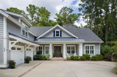 32 Driftwood Court W, House other with 3 bedrooms, 3 bathrooms and null parking in Bluffton SC | Image 1