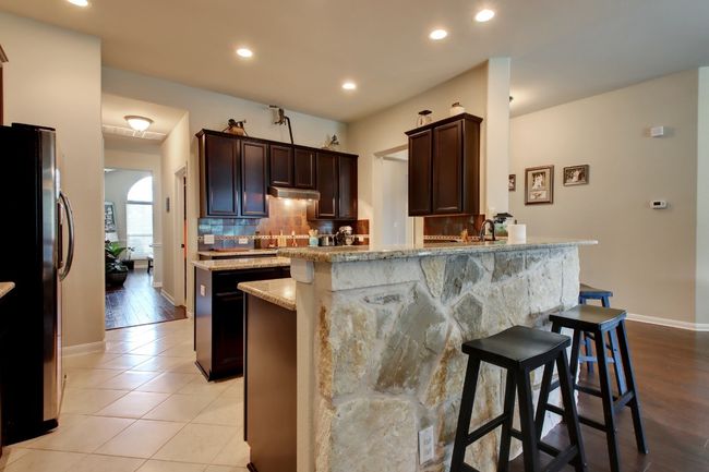 323 Chisholm Trl, House other with 4 bedrooms, 3 bathrooms and null parking in Bastrop TX | Image 11
