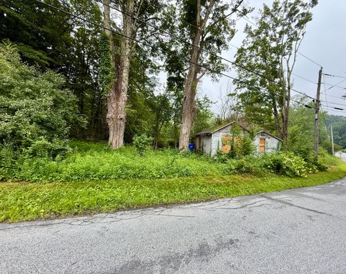 27 Old Turnpike Rd, Bantam, CT, 06750-1404 | Card Image