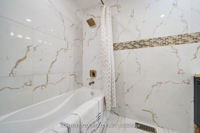 107 Geddington Cres, House other with 5 bedrooms, 5 bathrooms and 2 parking in Markham ON | Image 26
