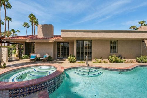 69 Dartmouth Dr, Rancho Mirage, CA, 92270-3165 | Card Image